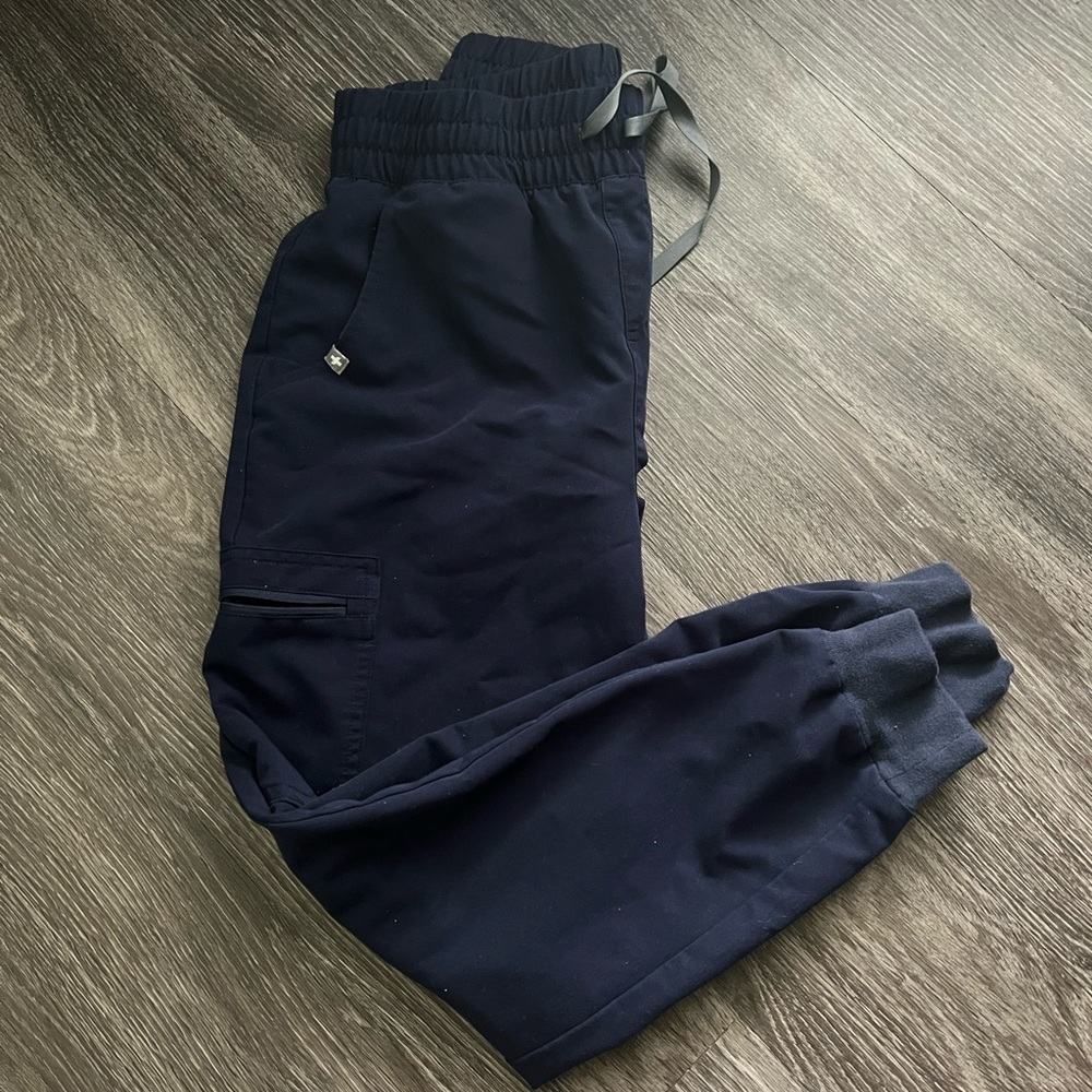 FIGS High waisted Zamora joggers